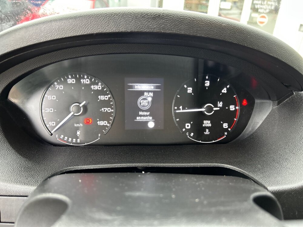 Occasion PEUGEOT Boxer BOXER FOURGON TOLE 3.3 T L2H2 BLUEHDI 140 S&S BVM6