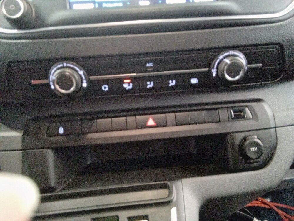 Occasion PEUGEOT Expert EXPERT PHC STANDARD ELECTRIQUE 75KWH 136CH