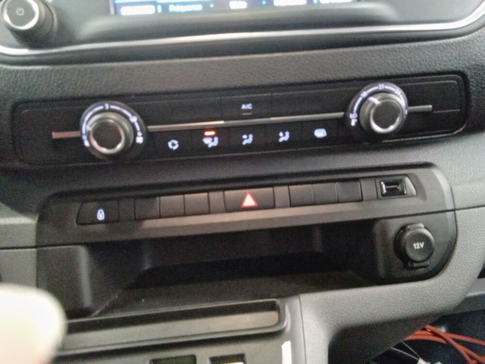 Occasion PEUGEOT Expert EXPERT PHC STANDARD ELECTRIQUE 75KWH 136CH