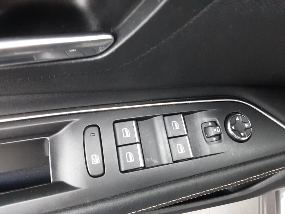 Occasion PEUGEOT 3008 3008 Puretech 130ch S&S EAT8 - GT