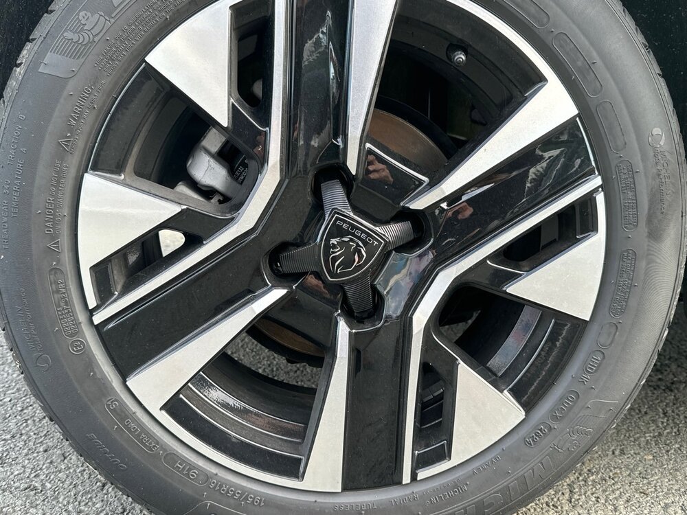 Occasion PEUGEOT 208 208 Hybrid 100 e-DCS6 - Allure