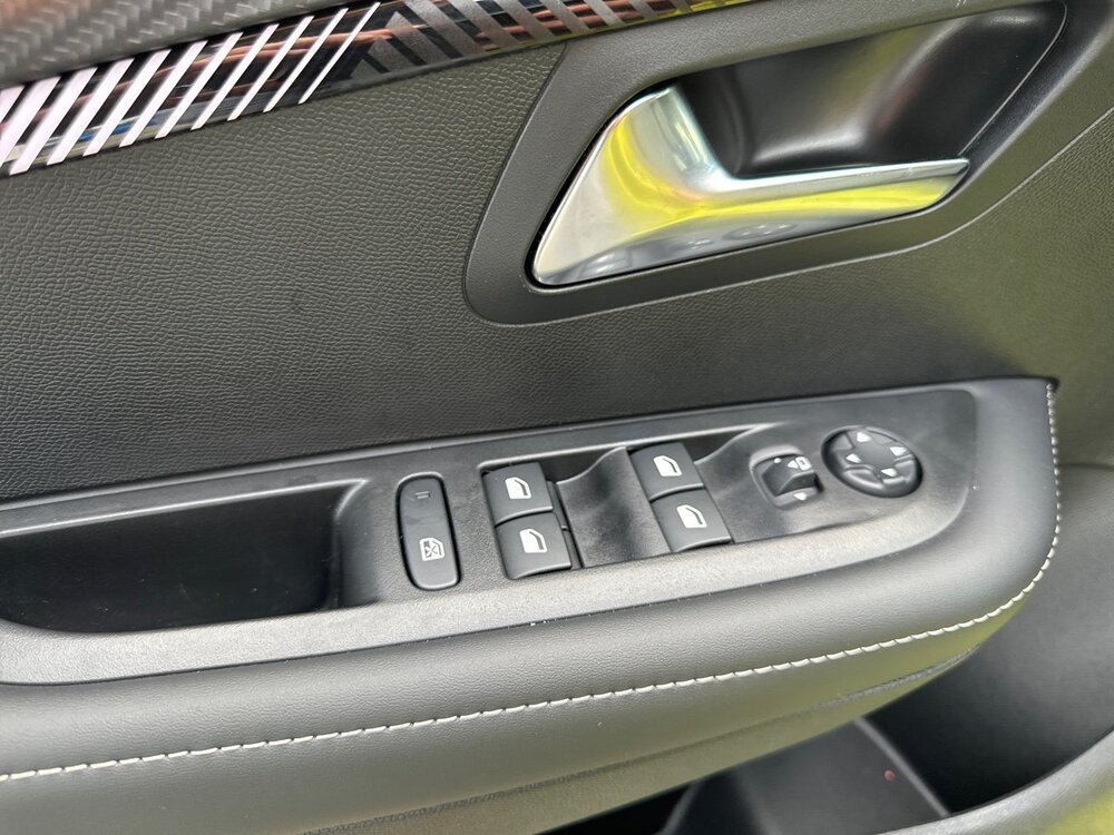 Occasion PEUGEOT 208 208 Hybrid 100 e-DCS6 - Allure