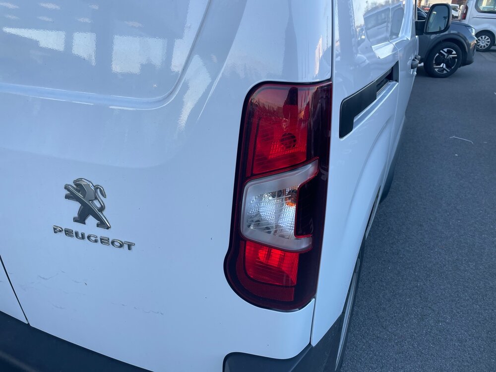 Occasion PEUGEOT Partner PARTNER FOURGON M 650 KG BLUEHDI 100 S&S BVM6