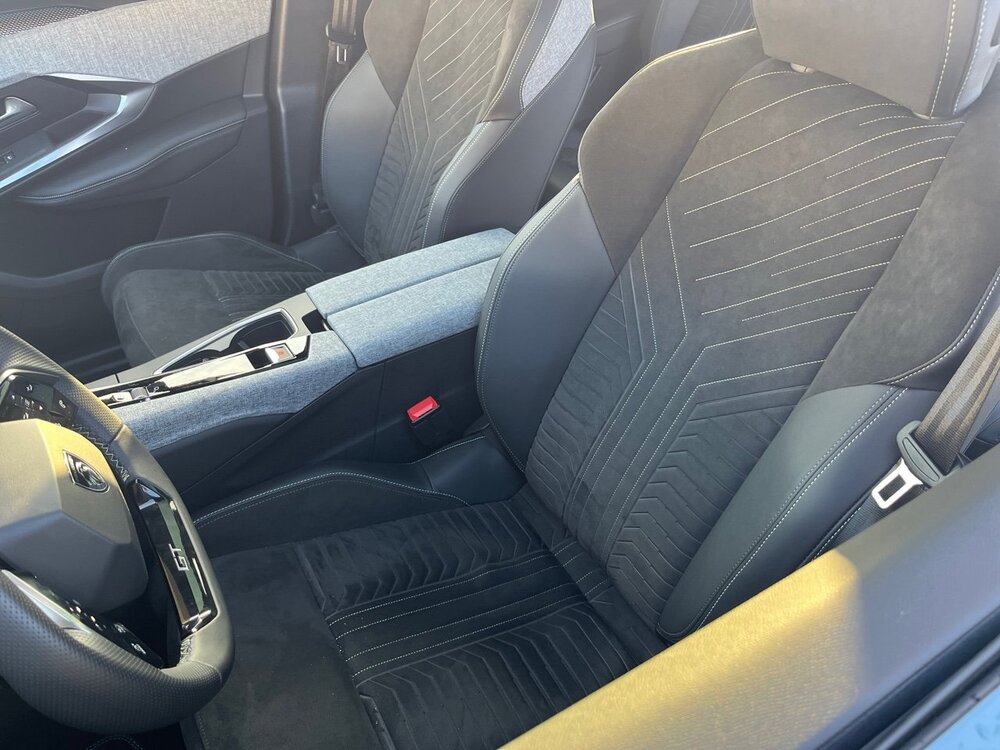 Occasion PEUGEOT 5008 5008 Electrique 73 kWh 210 ch - GT