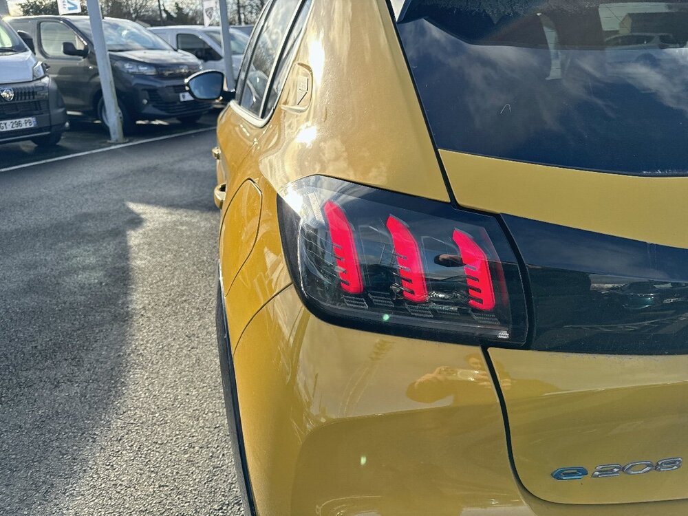 Occasion PEUGEOT 208 208 Electrique 50 kWh 136ch - Roadtrip