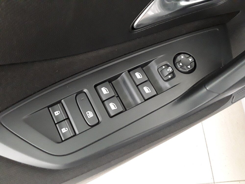 Occasion PEUGEOT 308 308 PHEV 180 e-EAT8 - Active Pack