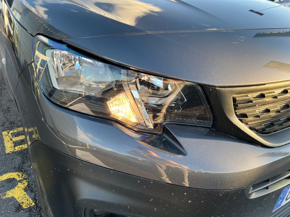 Occasion PEUGEOT Partner E-PARTNER FOURGON M 800 KG 136 CH BATTERIE 50 KWH