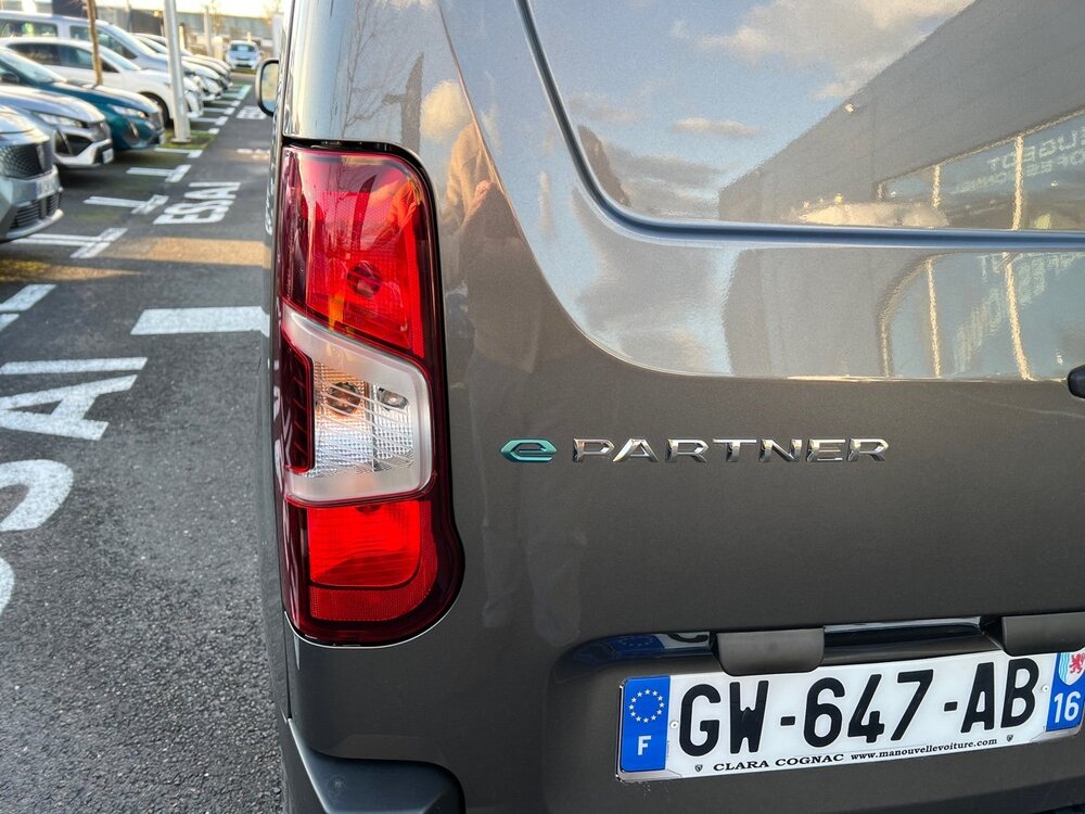 Occasion PEUGEOT Partner E-PARTNER FOURGON M 800 KG 136 CH BATTERIE 50 KWH