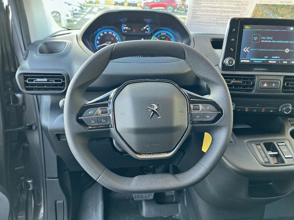 Occasion PEUGEOT Partner E-PARTNER FOURGON M 800 KG 136 CH BATTERIE 50 KWH