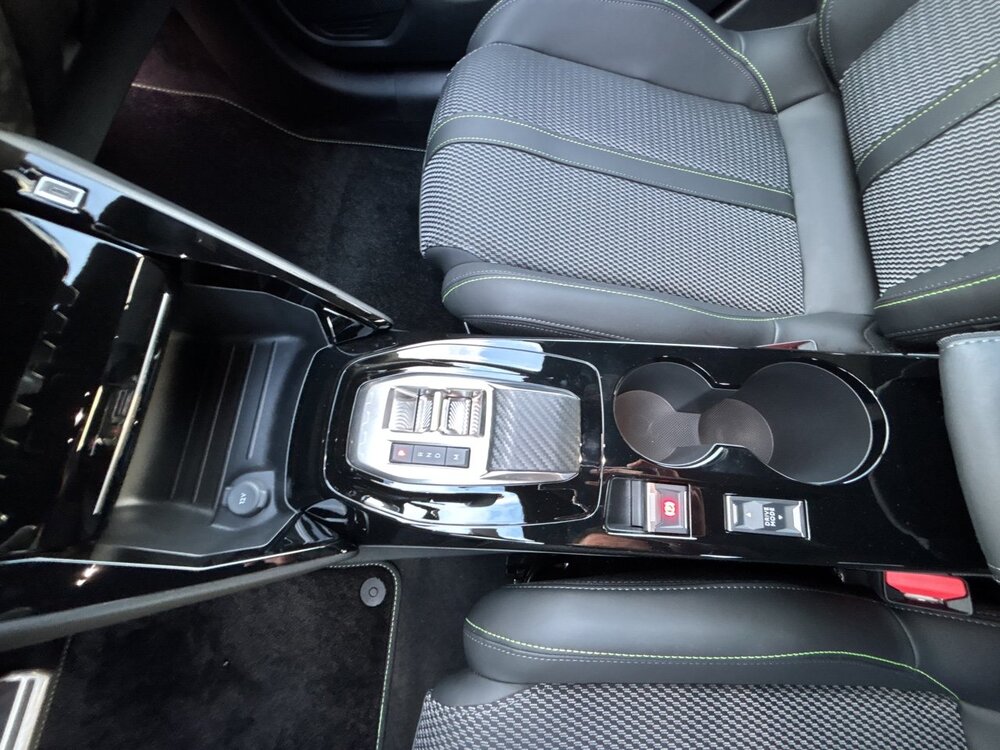 Occasion PEUGEOT 208 208 Hybrid 136 e-DCS6 - GT