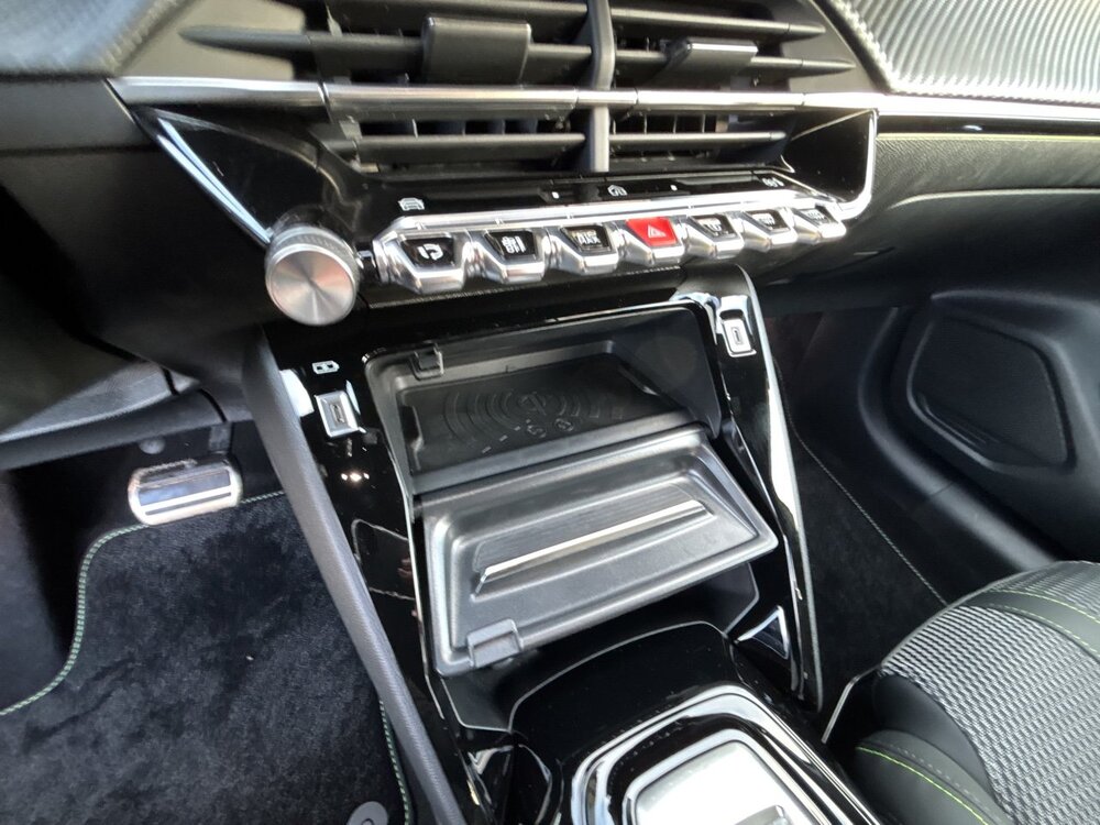 Occasion PEUGEOT 208 208 Hybrid 136 e-DCS6 - GT