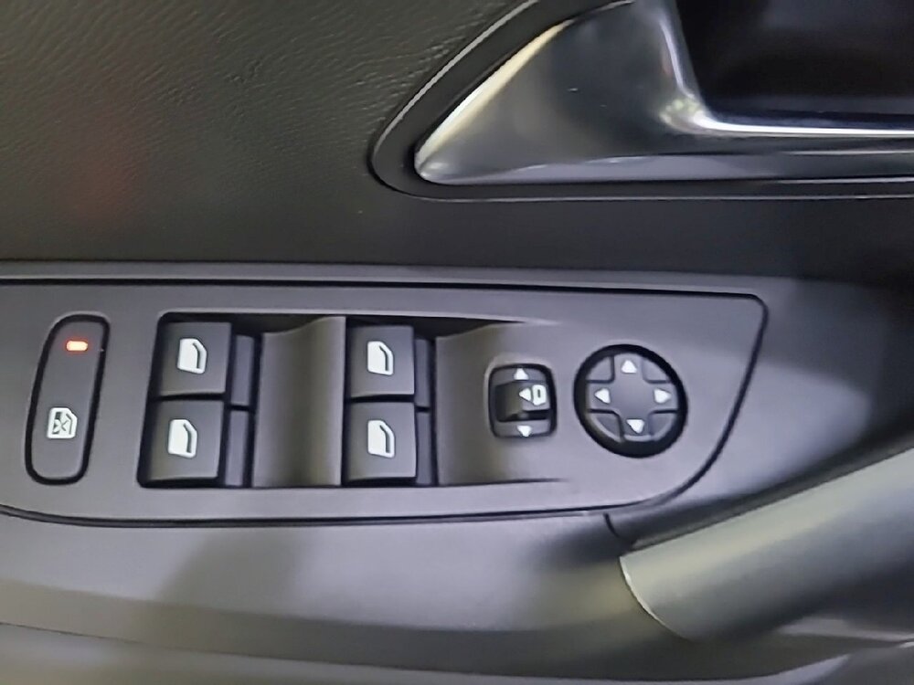 Occasion PEUGEOT 2008 2008 Electrique 136 ch - Allure