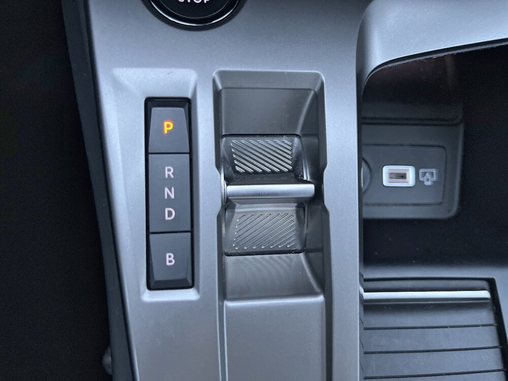 Occasion PEUGEOT 408 408 PHEV 180 e-EAT8 - Allure