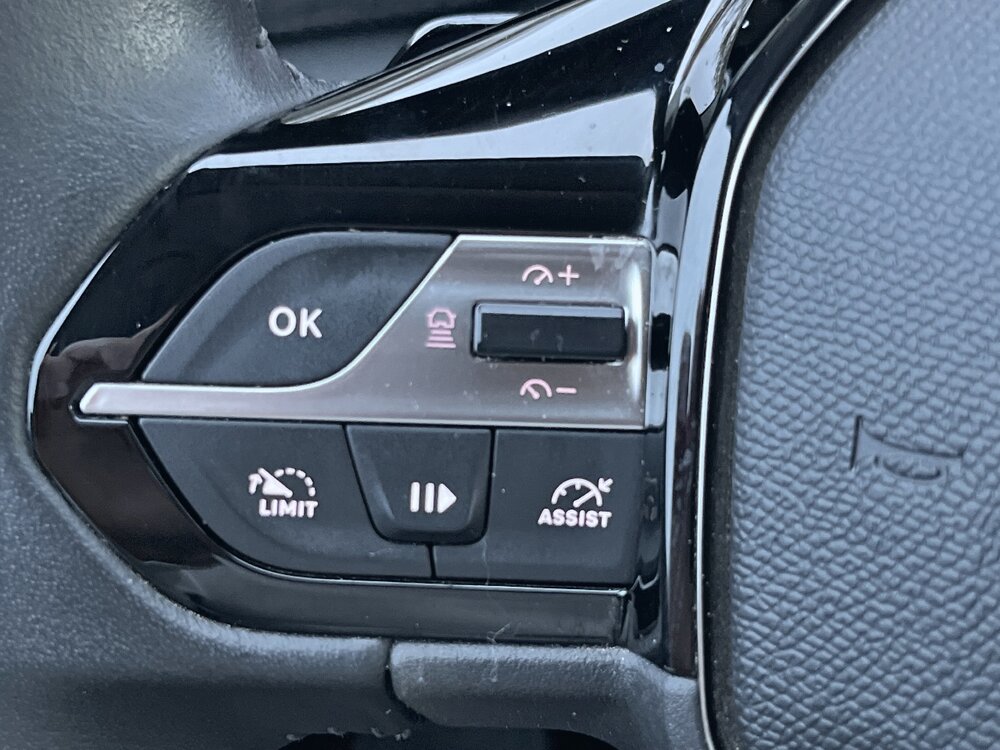 Occasion PEUGEOT 408 408 PHEV 180 e-EAT8 - Allure