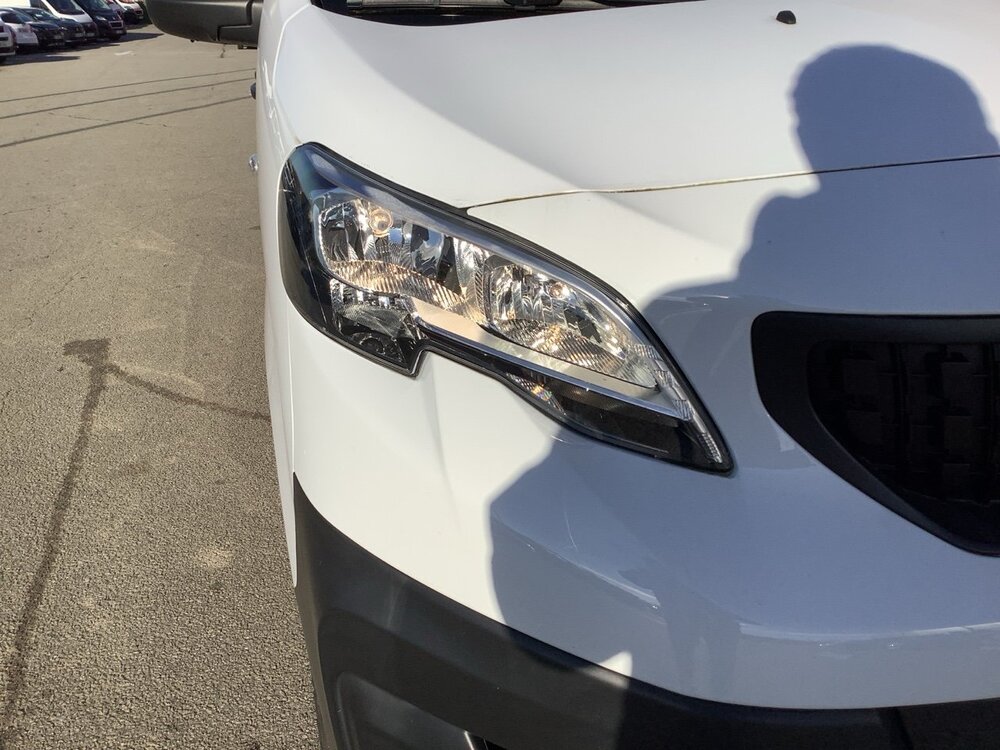 Occasion PEUGEOT Expert E-EXPERT FGN XL ELECTRIQUE 100KWH 136CH BATTERIE 75 KWH