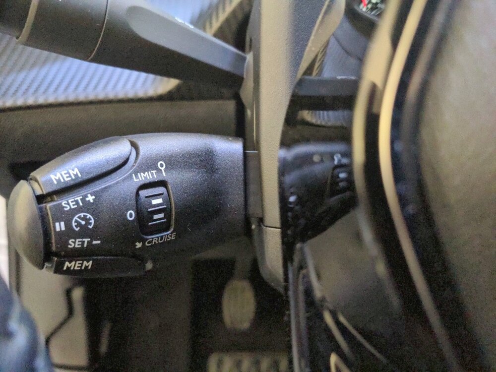 Occasion PEUGEOT 2008 2008 PureTech 100 S&S BVM6