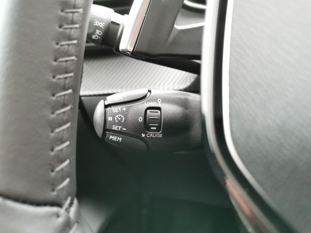Occasion PEUGEOT 208 208 Hybrid 100 e-DCS6 - Allure