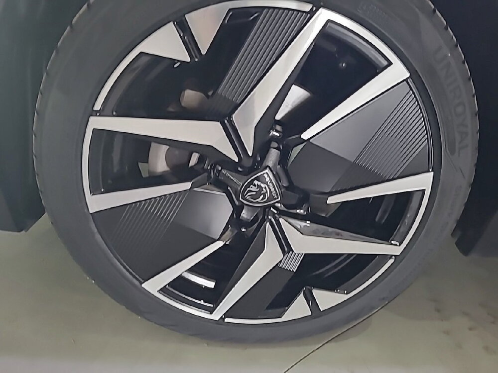 Occasion PEUGEOT 208 208 Hybrid 100 e-DCS6 - GT