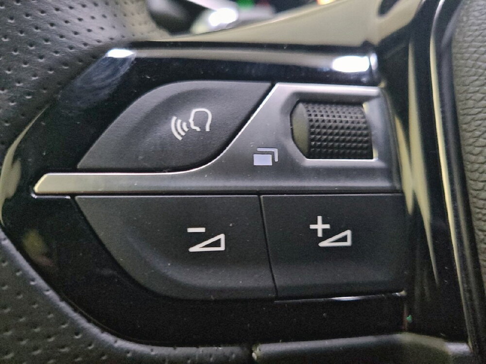 Occasion PEUGEOT 208 208 Hybrid 100 e-DCS6 - GT
