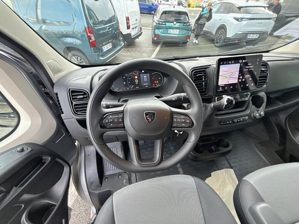 Occasion PEUGEOT Boxer BOXER FOURGON TOLE 3.5 T L2H2 140 S&S BVA8