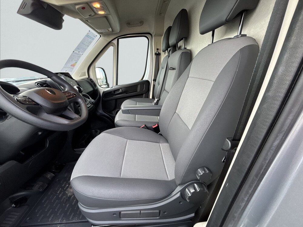 Occasion PEUGEOT Boxer BOXER FOURGON TOLE 3.5 T L2H2 140 S&S BVA8