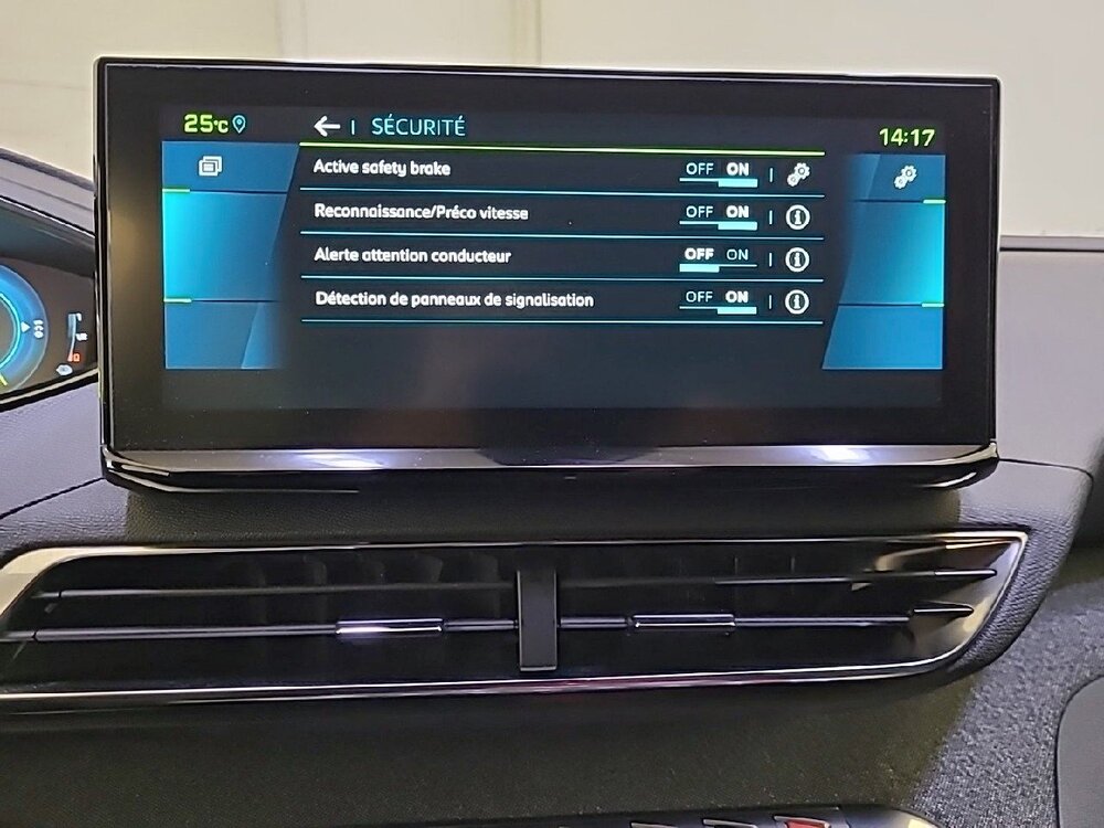 Occasion PEUGEOT 3008 3008 Hybrid 225 e-EAT8 - Allure Pack