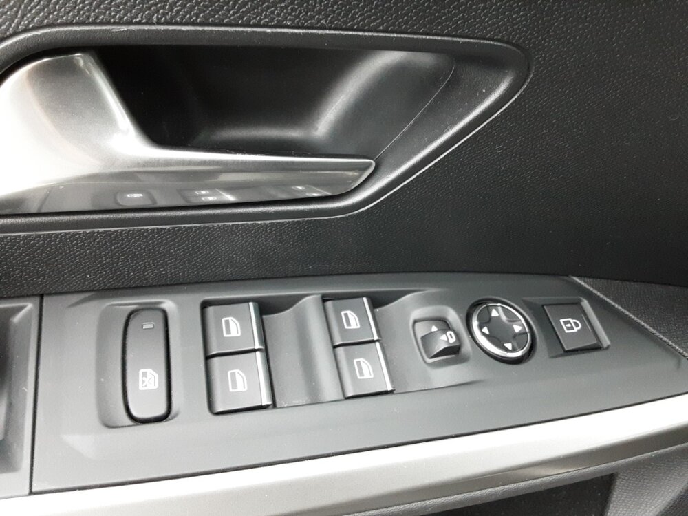 Occasion PEUGEOT 3008 3008 Hybrid 136 e-DCS6 - GT