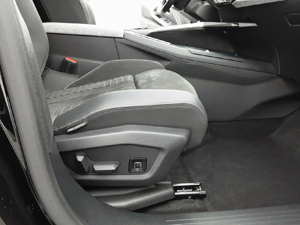 Occasion PEUGEOT 3008 3008 Hybrid 136 e-DCS6 - GT