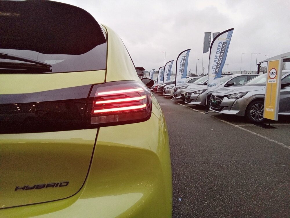 Occasion PEUGEOT 208 208 Hybrid 100 e-DCS6 - Allure