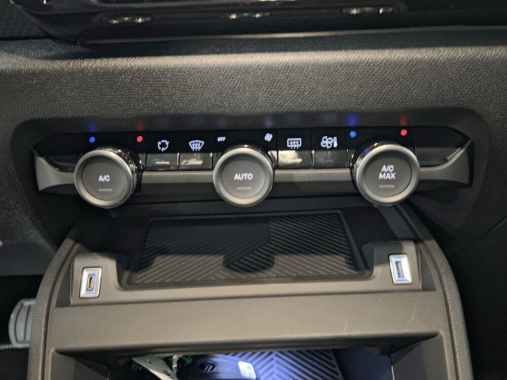 Occasion CITROEN C4 C4 PureTech 130 EAT8 - Max