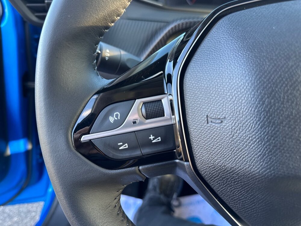 Occasion PEUGEOT 208 208 PureTech 100 S&S BVM6 - Allure