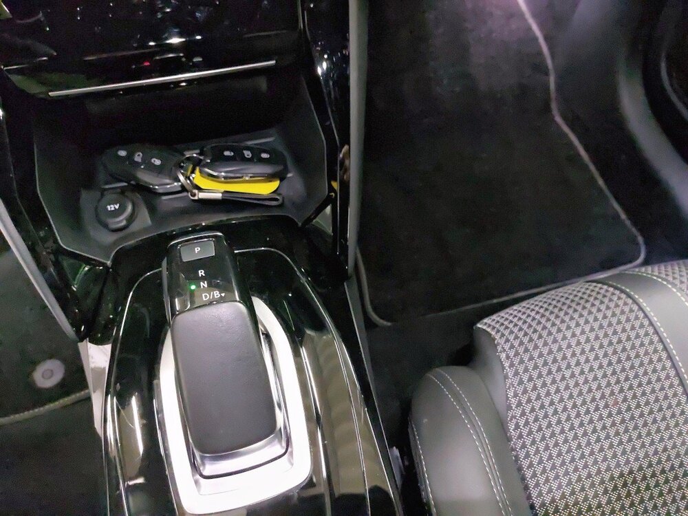 Occasion PEUGEOT 208 208 Electrique 50 kWh 136ch - GT Line