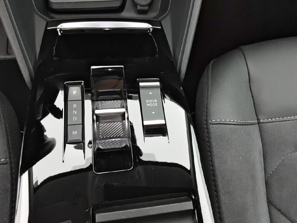 Occasion CITROEN C4 X C4 X PureTech 130 S&S EAT8 - Shine Pack