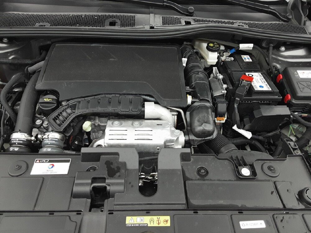 Occasion CITROEN C4 X C4 X PureTech 130 S&S EAT8 - Max