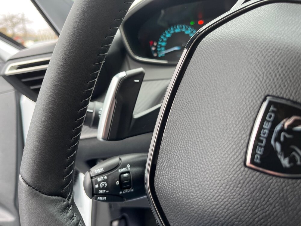 Occasion PEUGEOT 208 208 Hybrid 100 e-DCS6 - Style