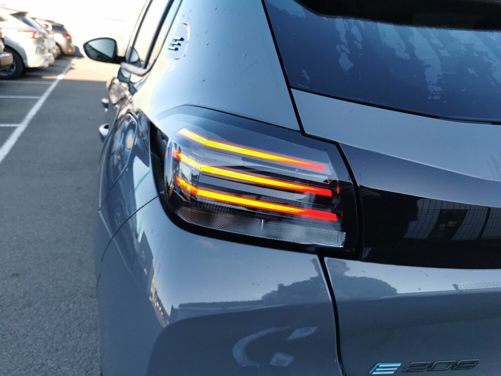 Occasion PEUGEOT 208 208 Electrique 50 kWh 136ch - Allure