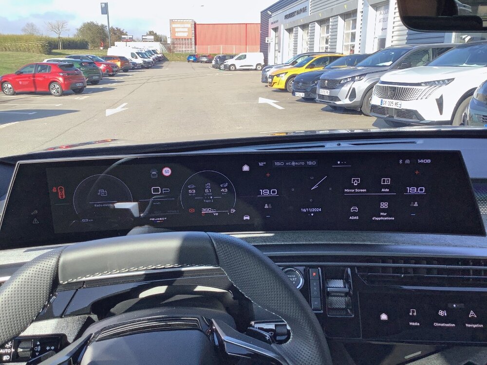 Occasion PEUGEOT 3008 3008 Hybrid 136 e-DCS6 - GT