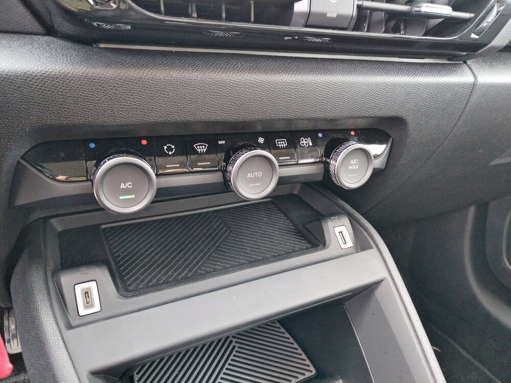 Occasion CITROEN C4 e-C4 136 ch Automatique - Live