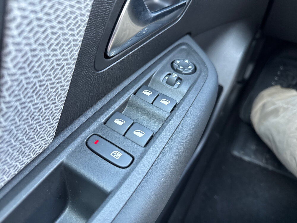 Occasion CITROEN C4 C4 PureTech 130 EAT8 - Max