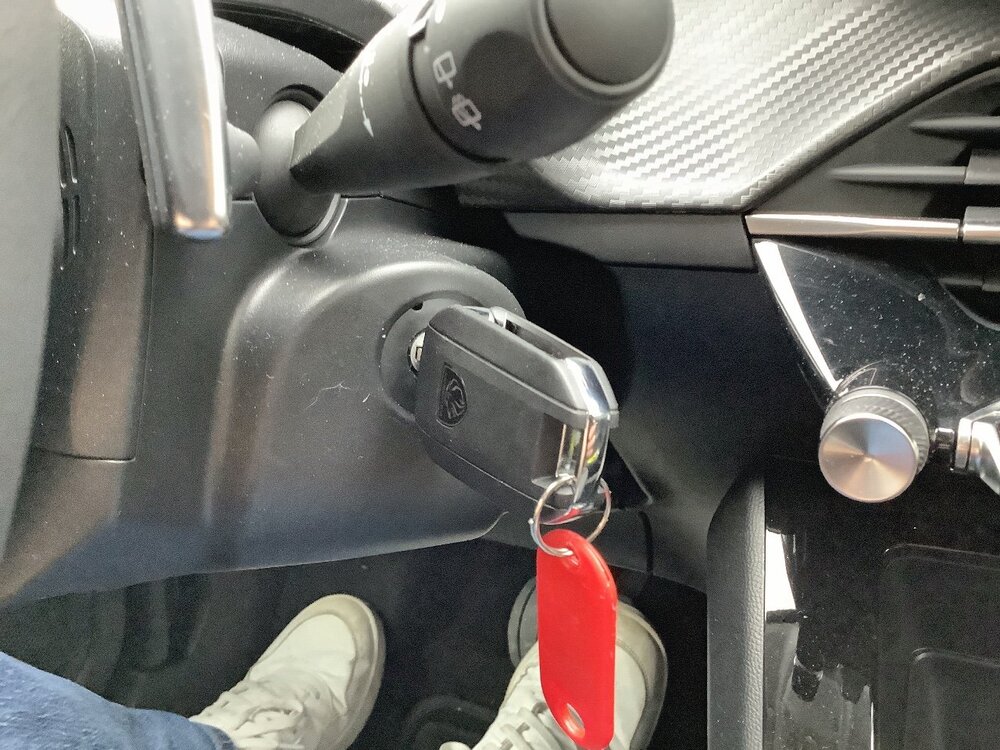 Occasion PEUGEOT 208 208 Hybrid 100 e-DCS6 - Style