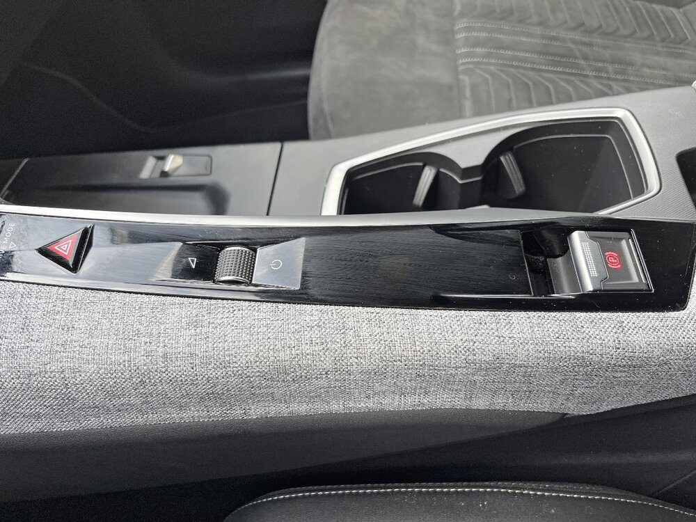 Occasion PEUGEOT 5008 5008 Hybrid 136 e-DCS6 - GT