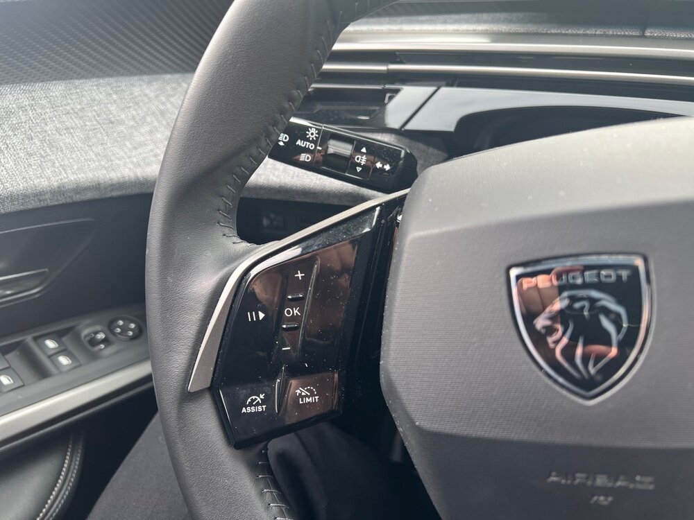 Occasion PEUGEOT 3008 3008 Hybrid 136 e-DCS6 - Allure