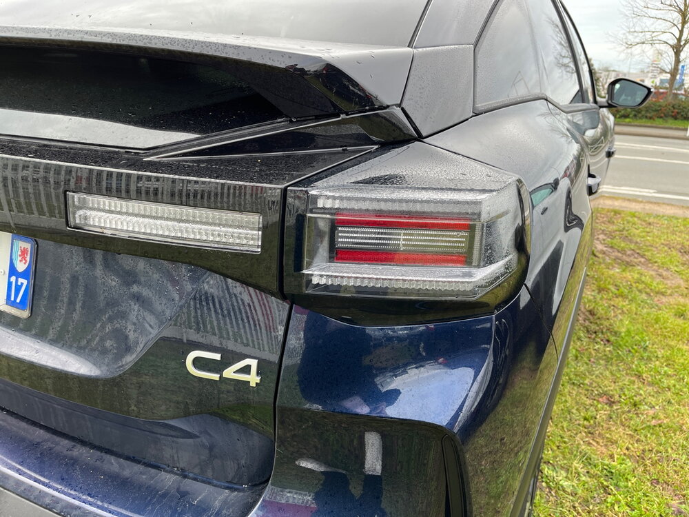 Occasion CITROEN C4 C4 Hybride 136 e-DCS6 - Max