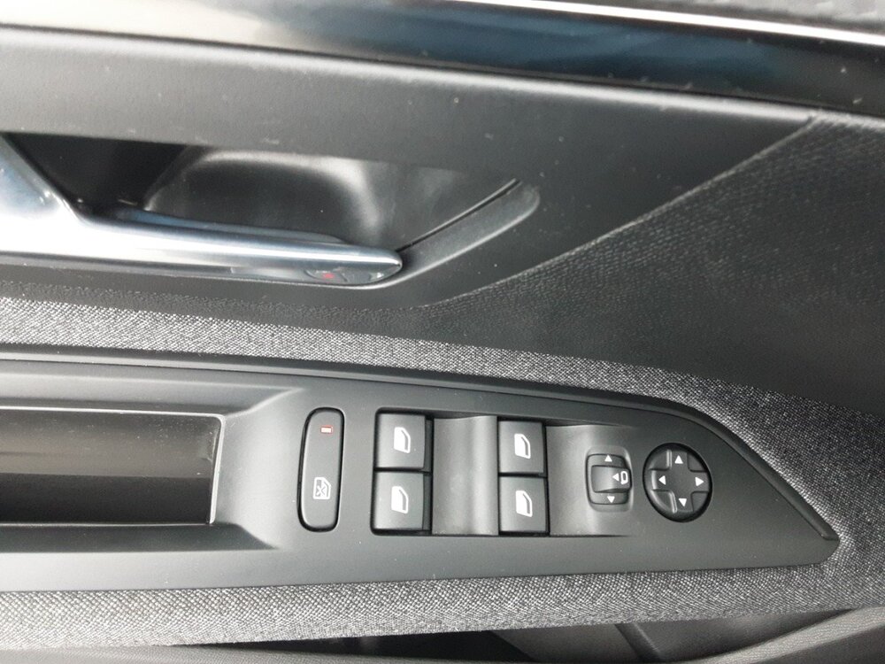 Occasion PEUGEOT 5008 5008 Hybrid 136 e-DCS6 - Active Pack