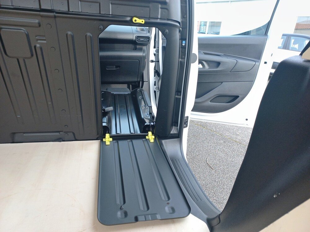 Occasion CITROEN Berlingo BERLINGO VAN M 650KG BLUEHDI 100 S&S BVM6