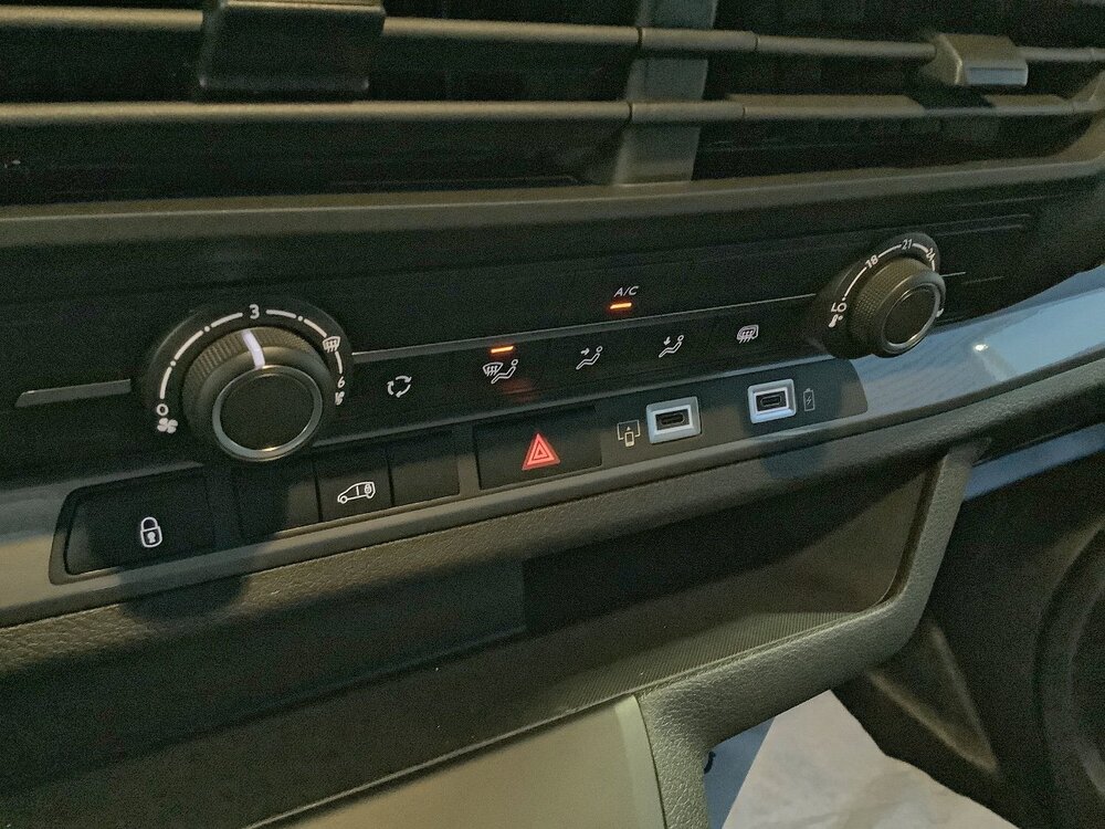 Occasion PEUGEOT Expert EXPERT FGN M BLUEHDI 145 BVM6