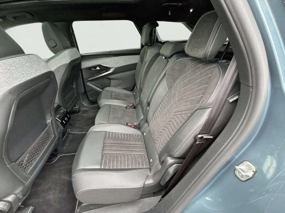 Occasion PEUGEOT 5008 5008 Electrique 73 kWh 210 ch - GT