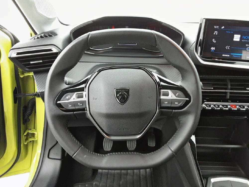 Occasion PEUGEOT 208 208 PureTech 100 S&S BVM6 - Active