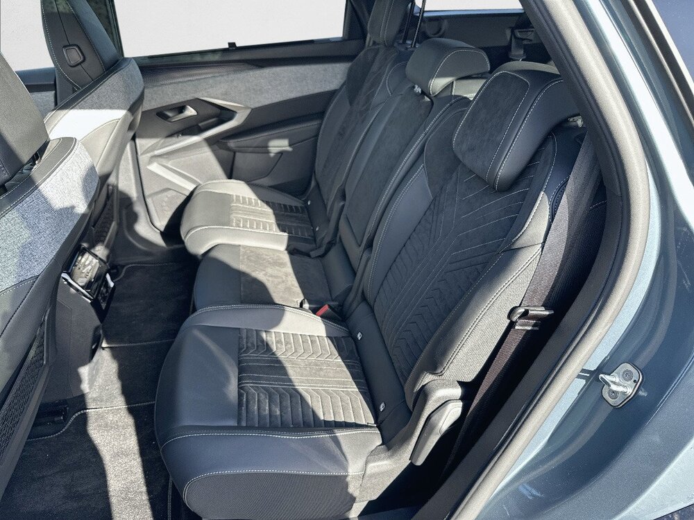 Occasion PEUGEOT 5008 5008 Electrique 73 kWh 210 ch - GT
