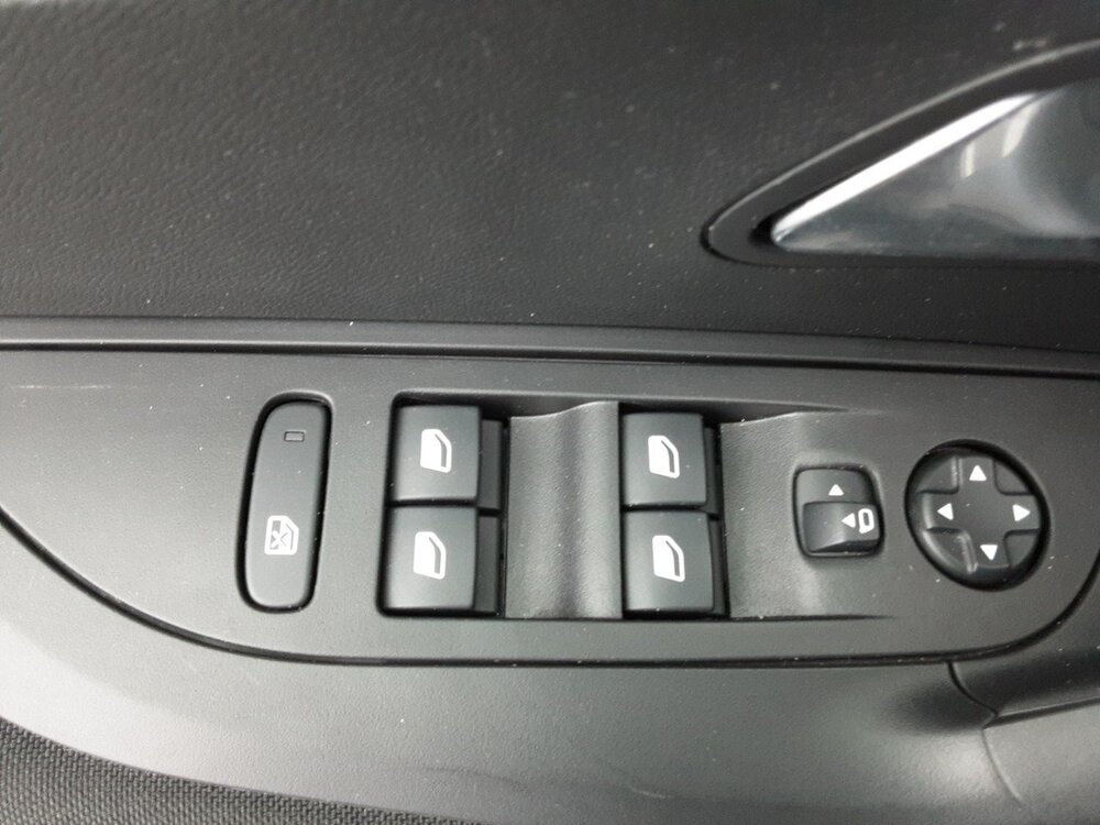 Occasion PEUGEOT 2008 2008 PureTech 100 S&S BVM6 - Active